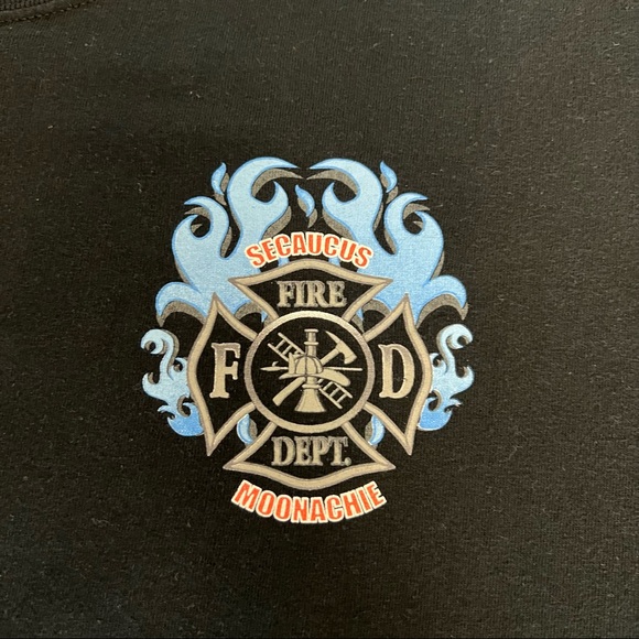 Vintage Fire Department Gildan Short-Sleeve T-Shirt Black Size Large - Picture 4 of 7